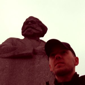 A Challenge of Honour 的头像