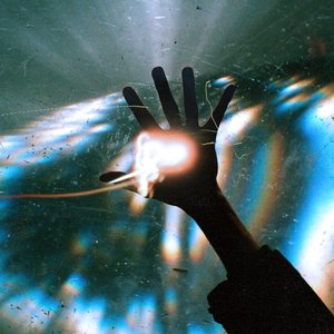 Immagine per 'The Sky, the Earth & All Between'